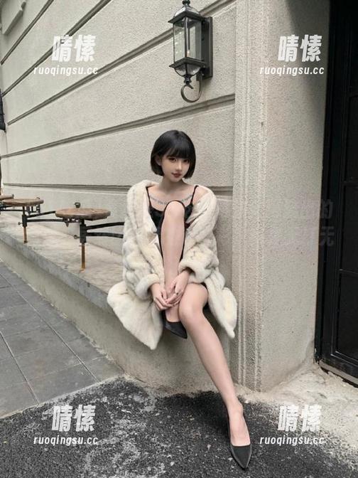 竟然是51吃瓜网站全网流出的消息，居然比我猜的还精彩，真是无打无招！
