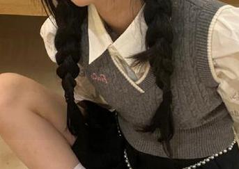 刚开一小会儿，51热门ios的吃瓜视频就出奇多，居然连八卦也有马赛克！