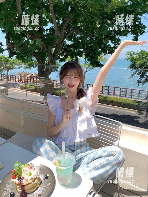 51爆料网 到了晚上,总想刷一刷51爆料网发布的信息,生活的调剂品嘛~