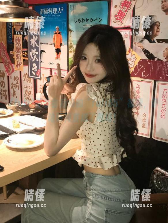 不看会后悔的“fuli55”视频，评论区简直成了战场！