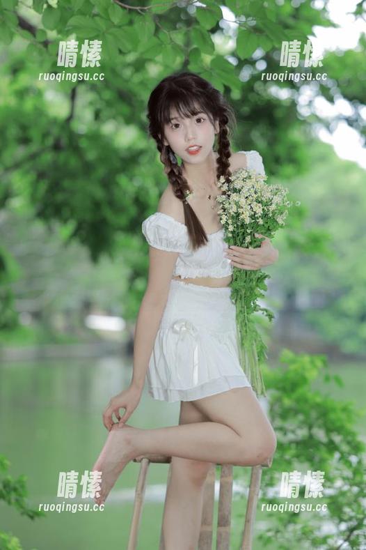 在heiliao.su导航，黑料与正能量的奇妙碰撞，你信不信我？！