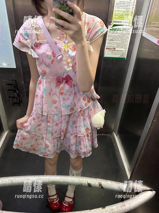 “hlw”苹果版上线，真是瓜田里的小秘密！