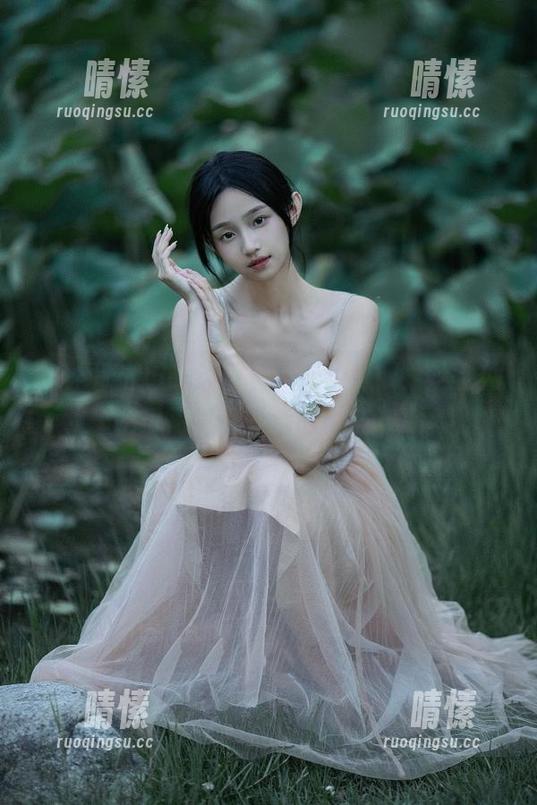 一边观看，一边感叹：这全网吃瓜简直是生活的调味剂！