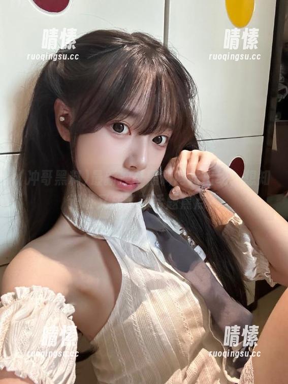 最新冲哥黑料网站出线，想知道谁又成了新话题焦点？