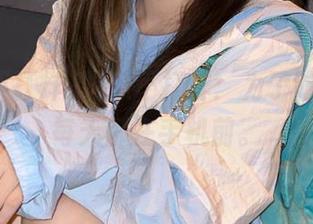 吃瓜不打烊：为了吃瓜，我每天都在手机前。