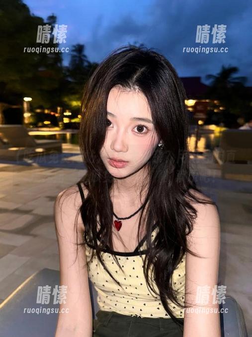 抖音太复杂？用这导航直接奔向‘吃瓜免费网站’的欢乐吧！