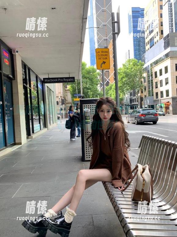 传送门已上线，在线吃瓜网带你飞向八卦的世界！