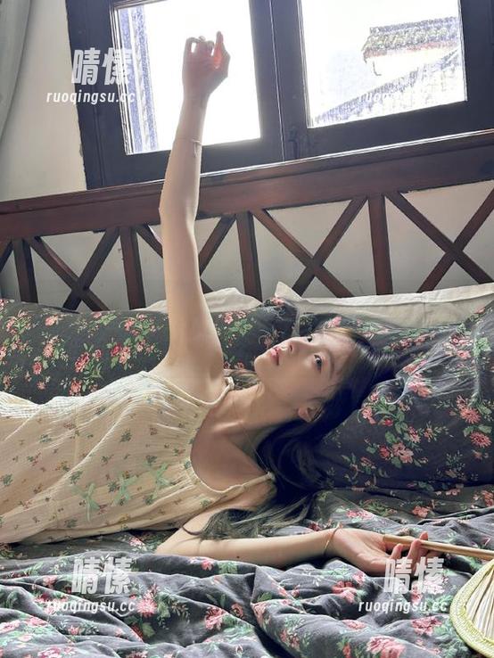 一起上吃瓜网苹果版，体验免费的吃瓜快感，不怕被认出！