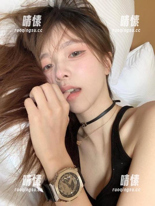 免费瓜无限，快来围观“51我要吃瓜网”，看花边新闻乐开怀！