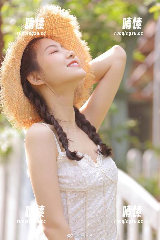 从黑哥冲料了解小小鱼：这种资源真有点意思！