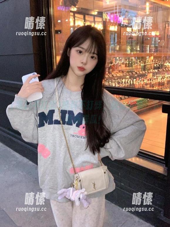 黑料不打烊，快来登录，下载新鲜瓜！
