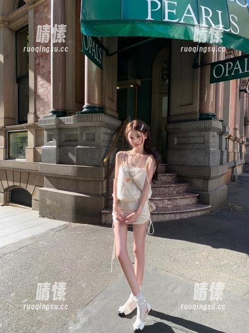 黑料吃瓜网 更新后的黑料吃瓜网,下载内容越来越离谱,这到底是瓜还是伪瓜?