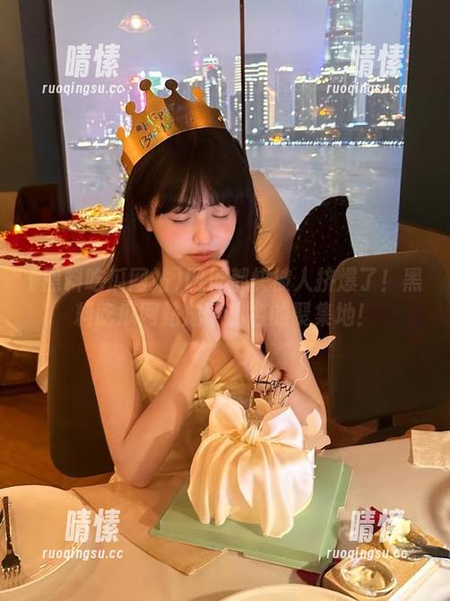 网址都快被人挤爆了！黑料吃瓜网站成了出名的聚集地！