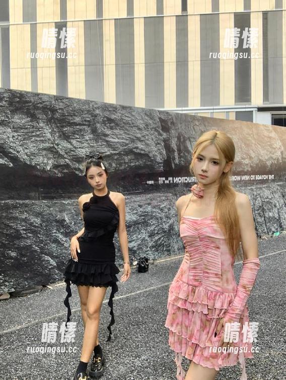 黑料社区首页：记得你妈妈的方向盘吗？回家的路被堵了