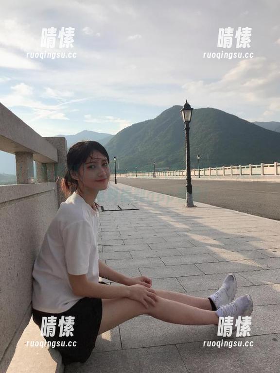 攒了一天的八卦，这次一定要先上黑料福利app看看！