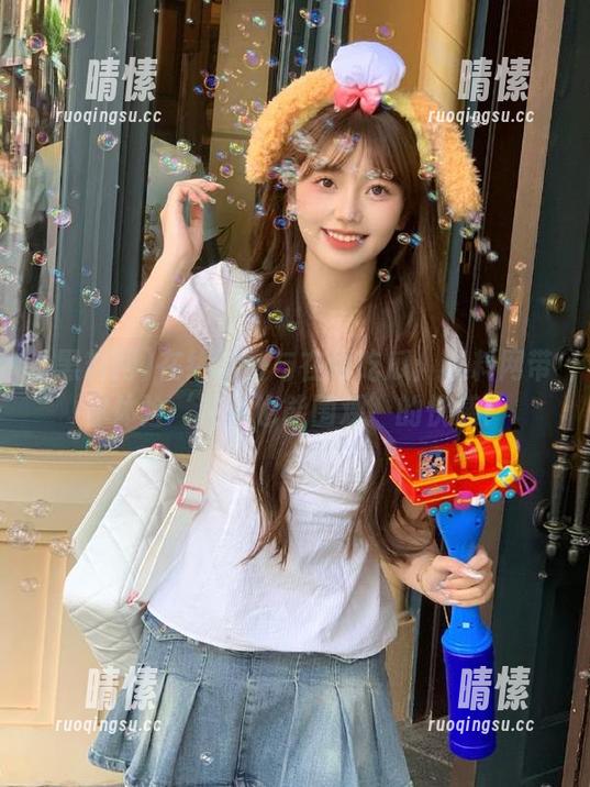 在线追番与在线吃瓜：黑料网带你体验‘在家也能围观’的快感！